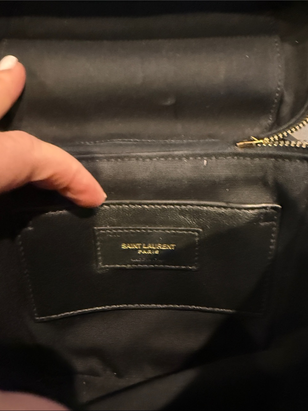 Authentic Saint Laurent Black
80s vanity bag , Leather Crossbody - Picture 6 of 7